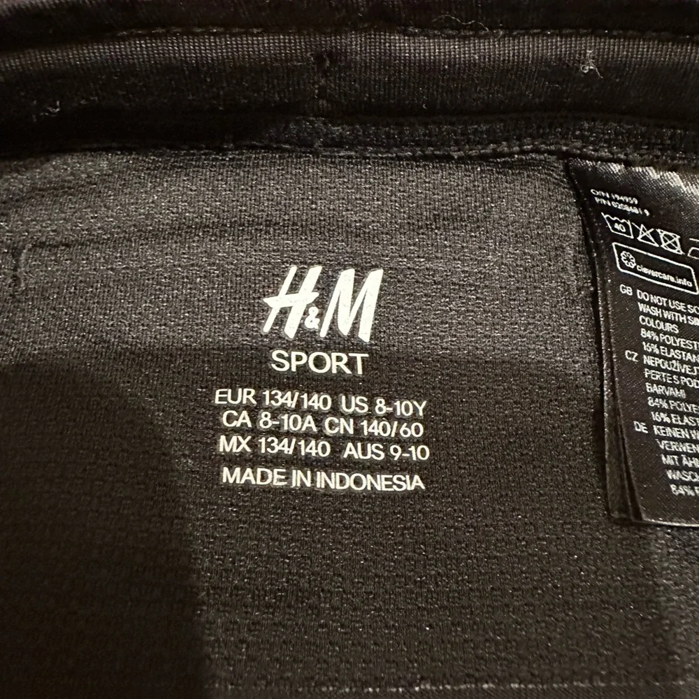 H&M Sport Boys Black Athletic Leggings Pants Size 8–10Y